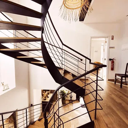 Villa Tauria- Em Aldeia Medieval *