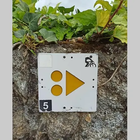 Tauria- Em Aldeia Medieval Villa