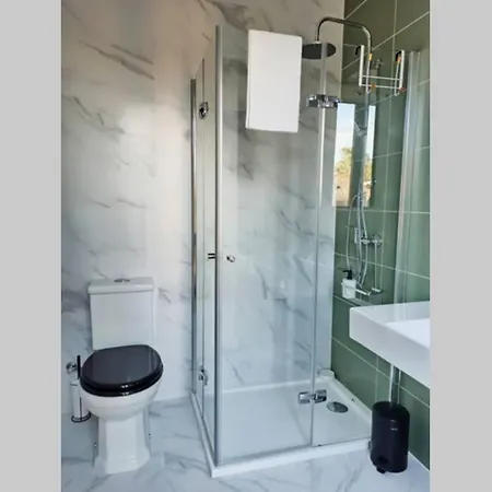 Villa Tauria- Em Aldeia Medieval