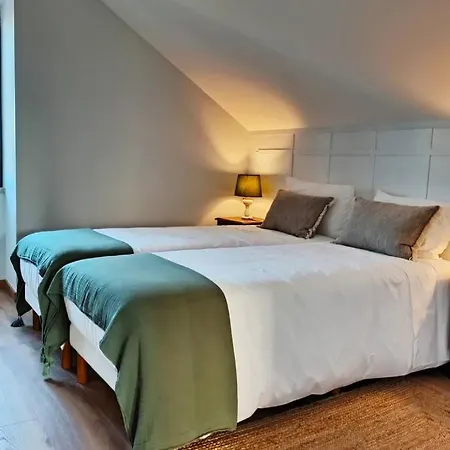 Tauria- Em Aldeia Medieval Βίλα