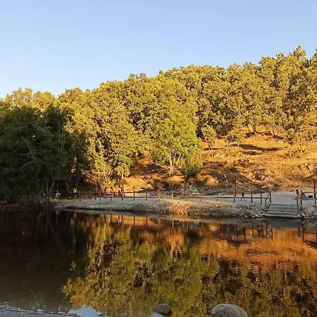 Tauria- Em Aldeia Medieval فيلة *