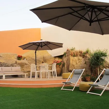 Tauria- Em Aldeia Medieval Villa *