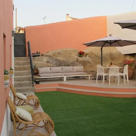 Tauria- Em Aldeia Medieval سابوجال