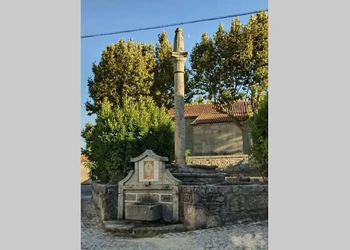 Tauria- Em Aldeia Medieval וילה