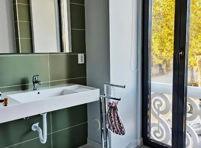 Tauria- Em Aldeia Medieval * サブガル