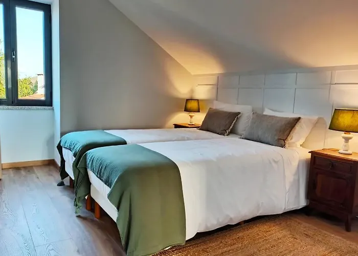 Tauria- Em Aldeia Medieval ヴィラ