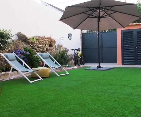 Tauria- Em Aldeia Medieval サブガル