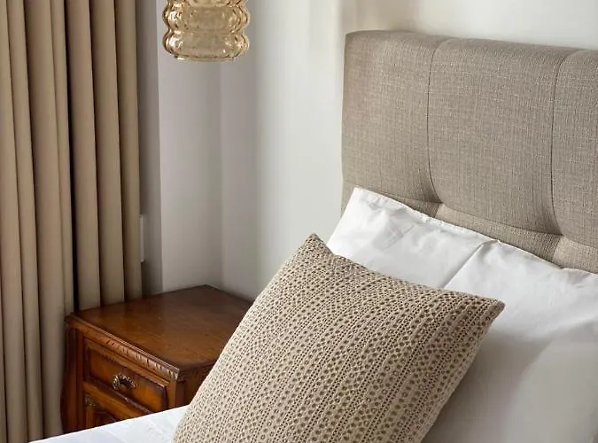 Tauria- Em Aldeia Medieval * サブガル